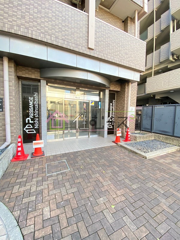 プレサンス西心斎橋 エントランス