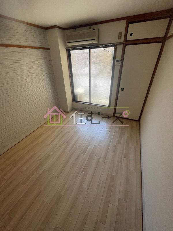 昭和町ホワイトハイツ ベッドルーム