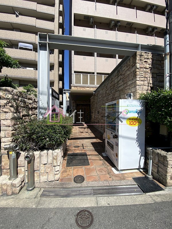 エステムコート梅田茶屋町デュアルスペース エントランス