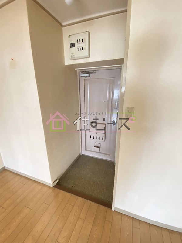 カーサベラ桜川 玄関