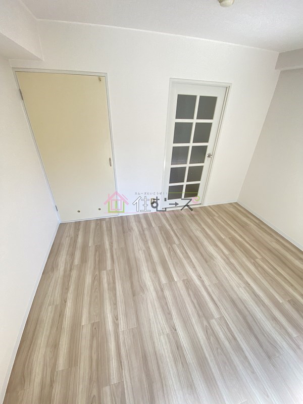 レック難波ビル リビング