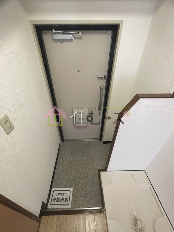 シャンボール第3新大阪 玄関