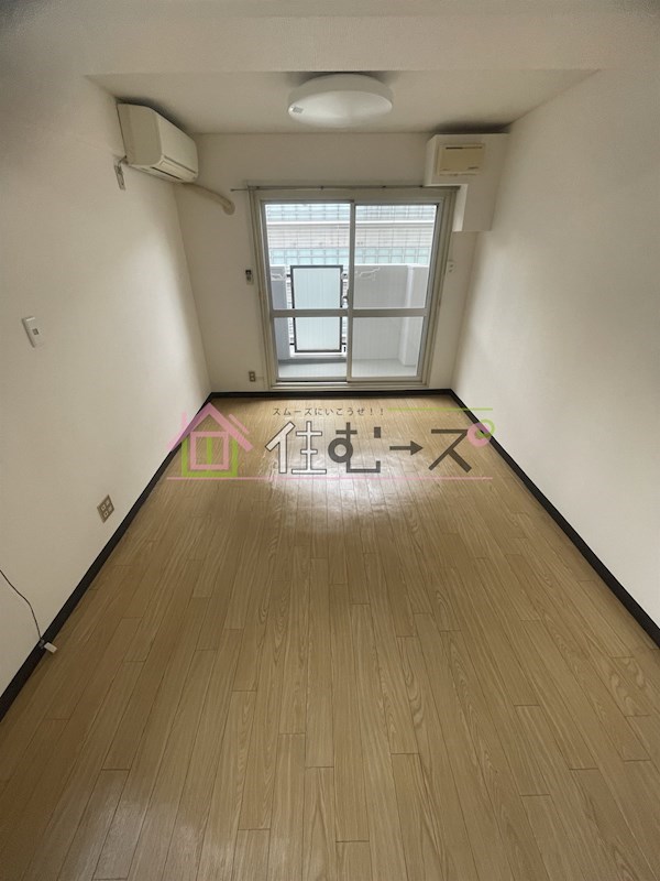 シャンボール第3新大阪 ベッドルーム