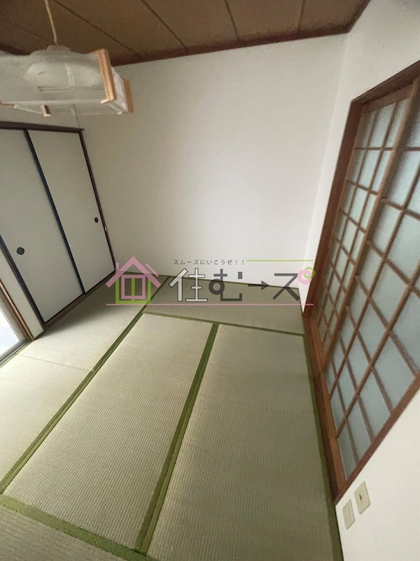 戎マンション ベッドルーム