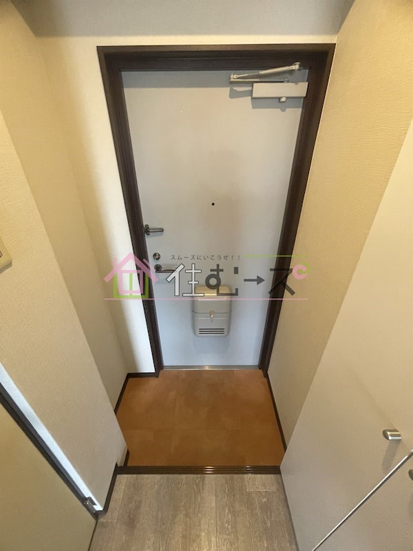 インターナショナル関目 玄関