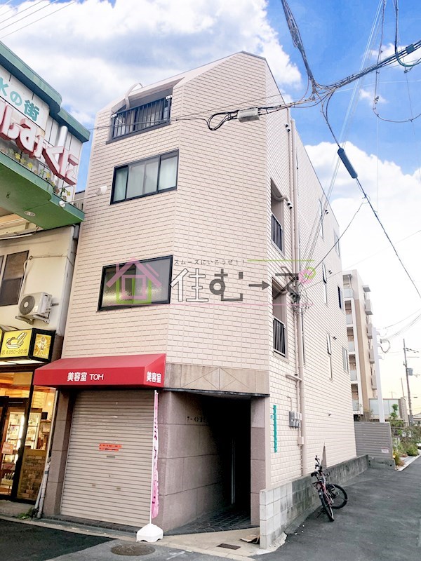 アーバン西三国 外観