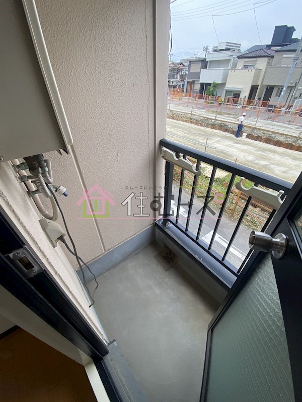アーバン西三国 ベランダ