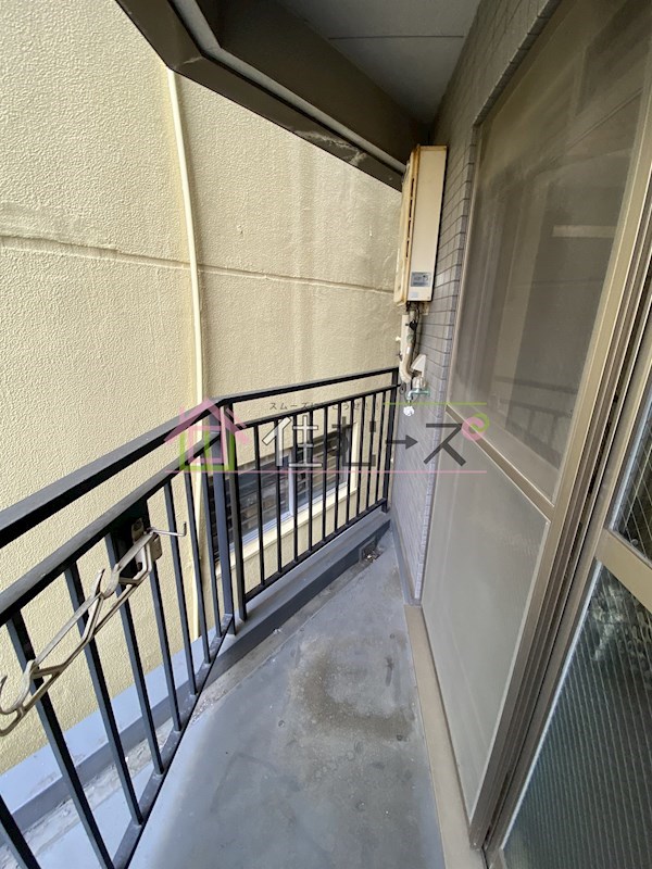 1995ビル ベランダ