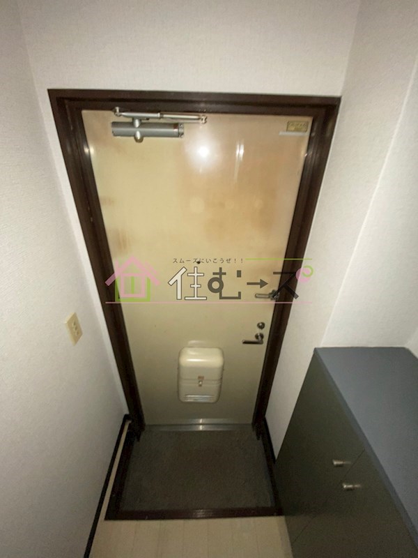 ロータリー40 玄関