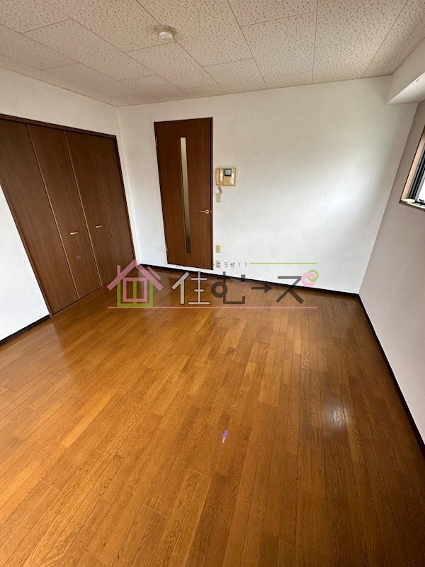 コンティニュー千代崎  リビング