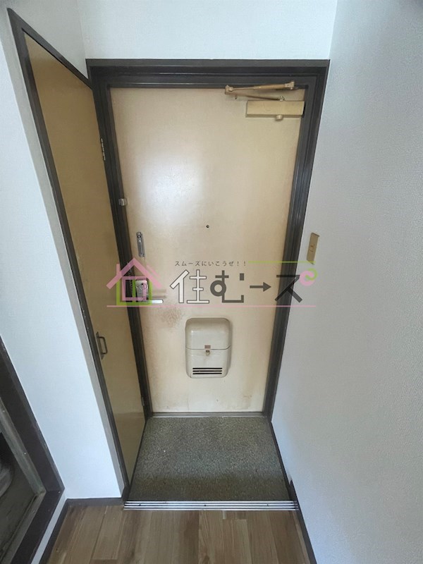 コーポサーティワン 玄関
