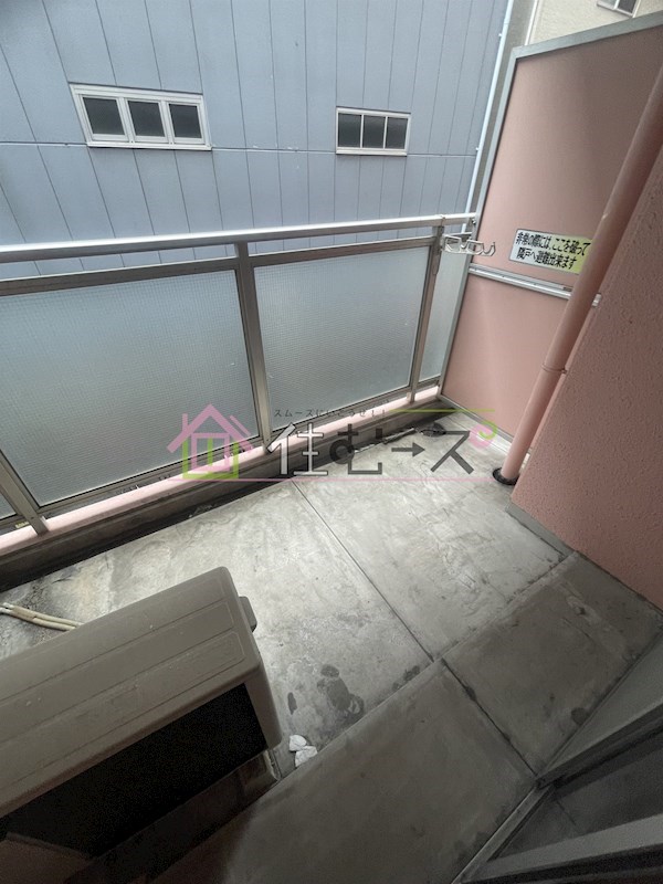 デ・リード弁天町港通 ベランダ