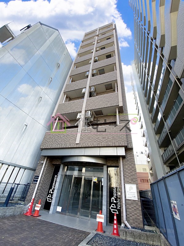 プレサンス西心斎橋 外観