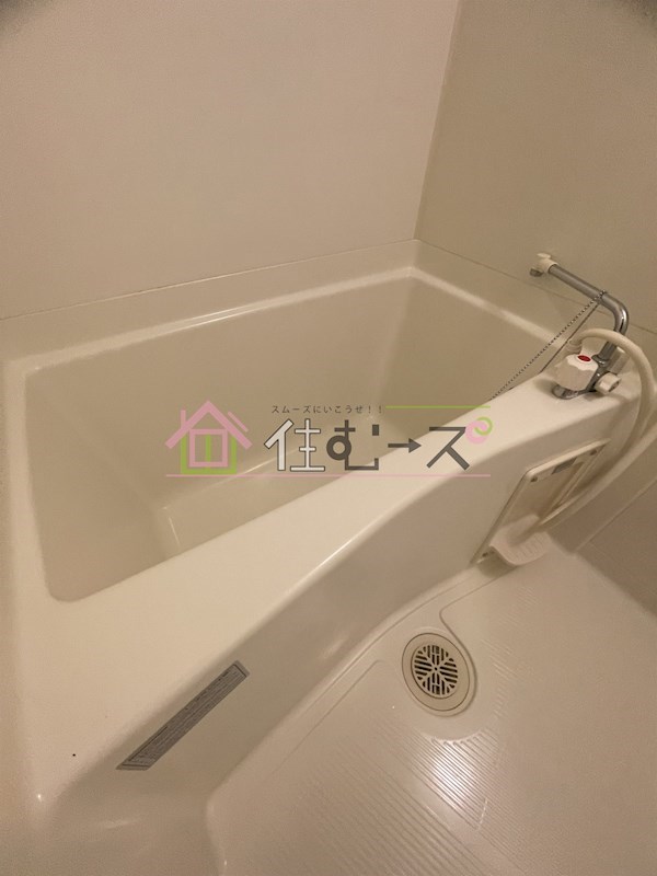 ロイヤルメゾン北浜 風呂画像