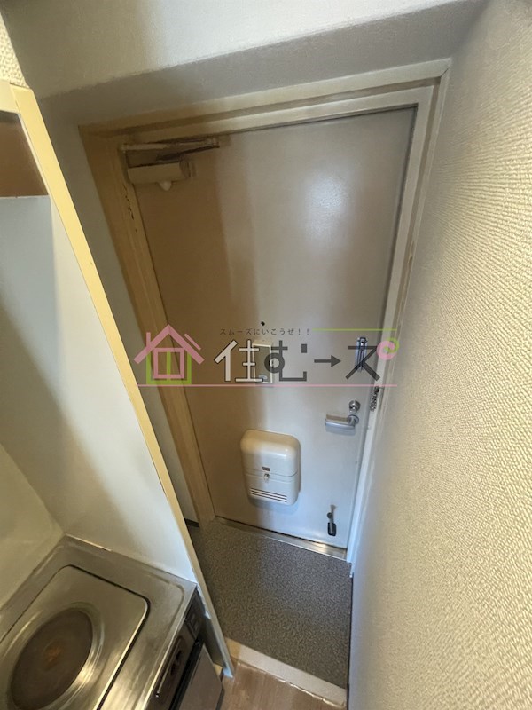 トーエー新深江 玄関