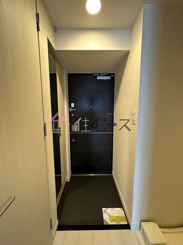 アドバンス大阪セレーﾉ 玄関