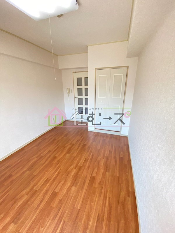 ノルデンハイム淡路 リビング