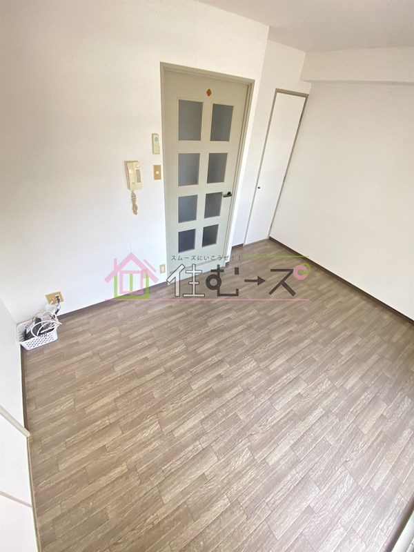 ルミナス難波 リビング