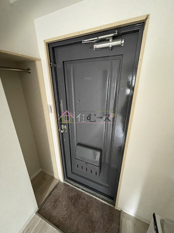 サクセスコート都島 玄関