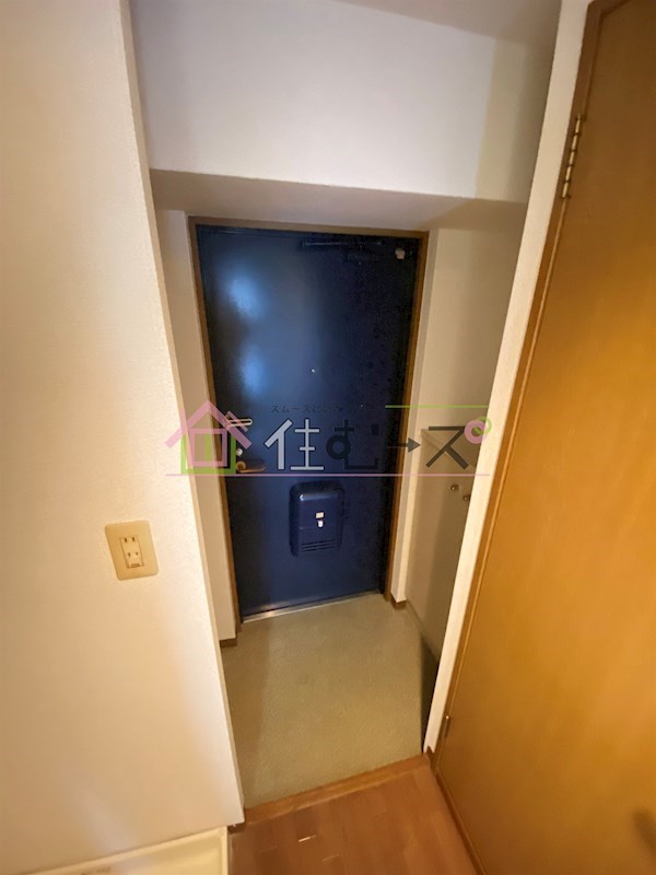 エスリード新大阪第5 玄関