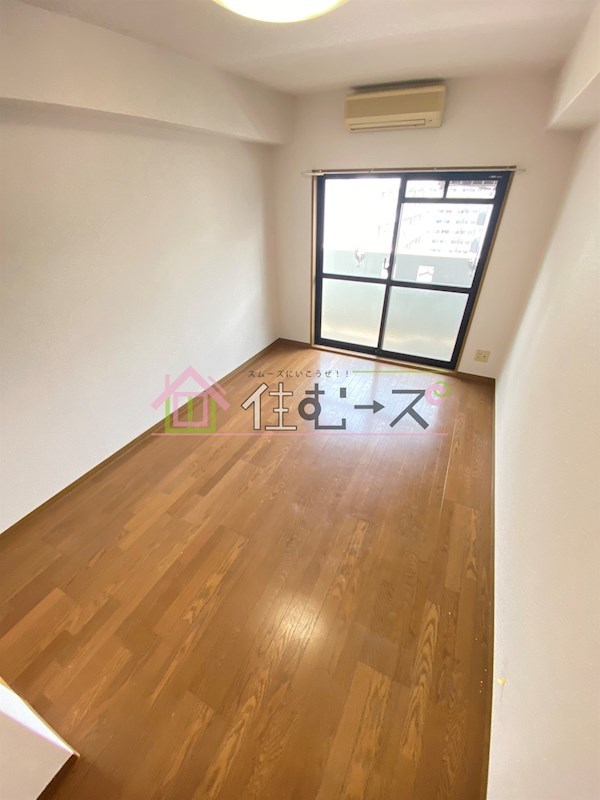 エスリード新大阪第5 ベッドルーム