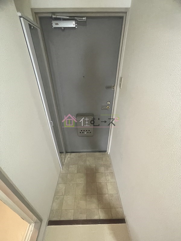 ヴェローノ新大阪南 玄関