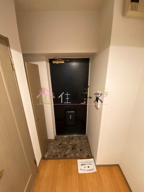北堀江かがせ 玄関