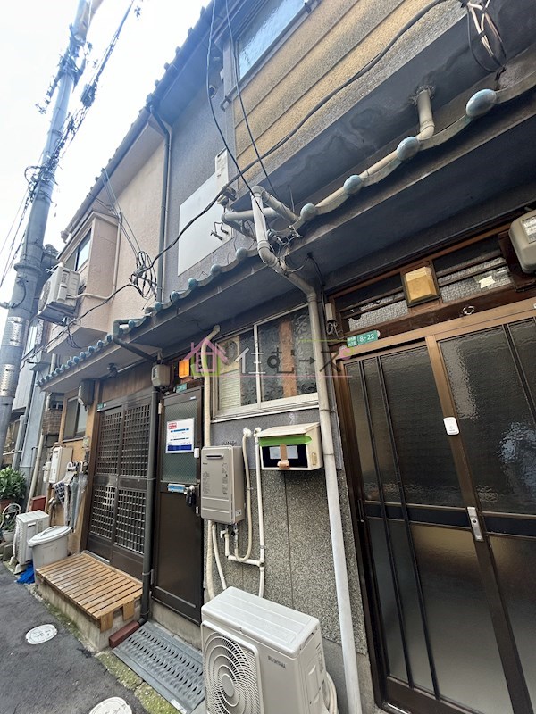 南市岡1丁目テラス 外観