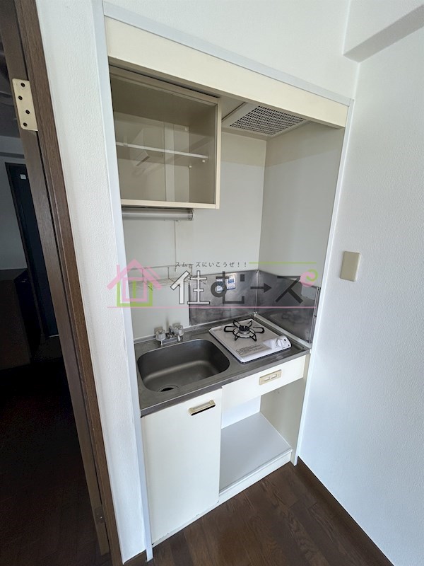 リーガル弁天町 キッチン