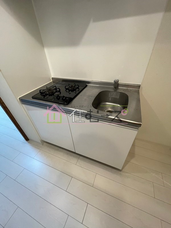 LUXE難波EAST キッチン