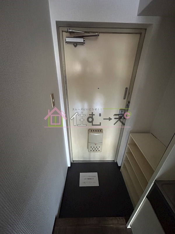 サンライト上新庄 玄関