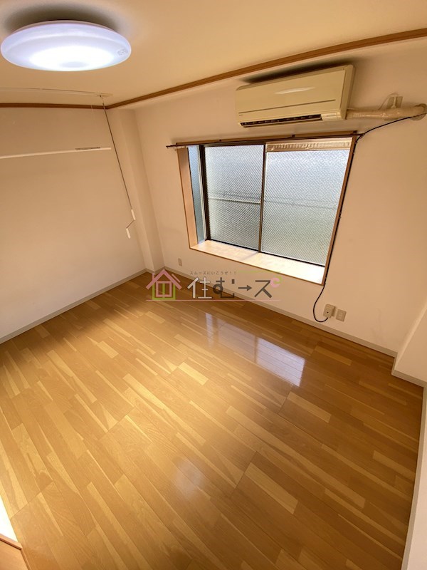 北村ハイツ ベッドルーム