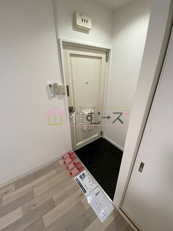 昭和天一ビル 玄関