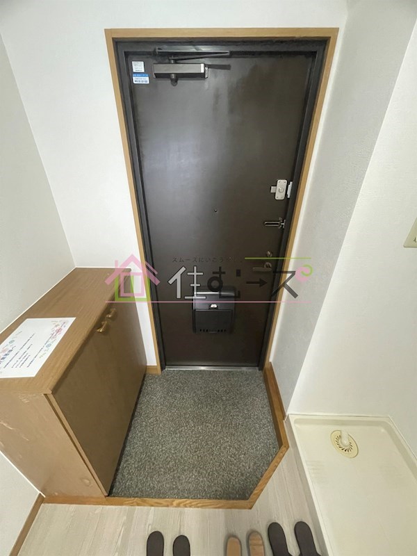 スペースイン田辺 玄関