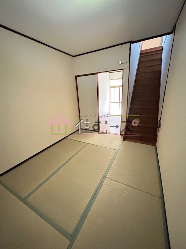 横堤2丁目貸家 リビング