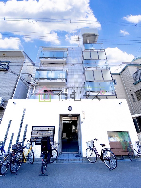 メゾンマルシェ 外観