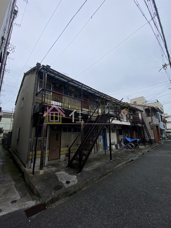 南津守テラスハウス 外観