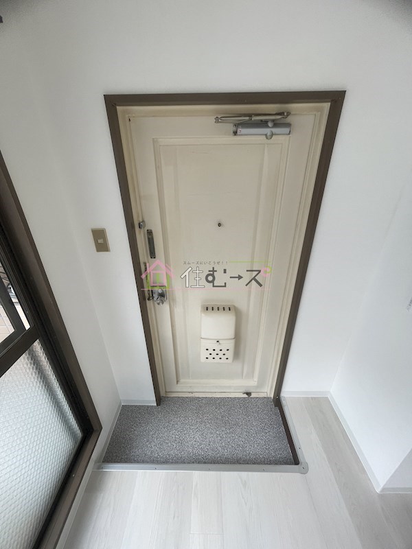 ニューパレス文の里 玄関