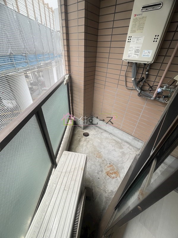 ニューパレス文の里 ベランダ