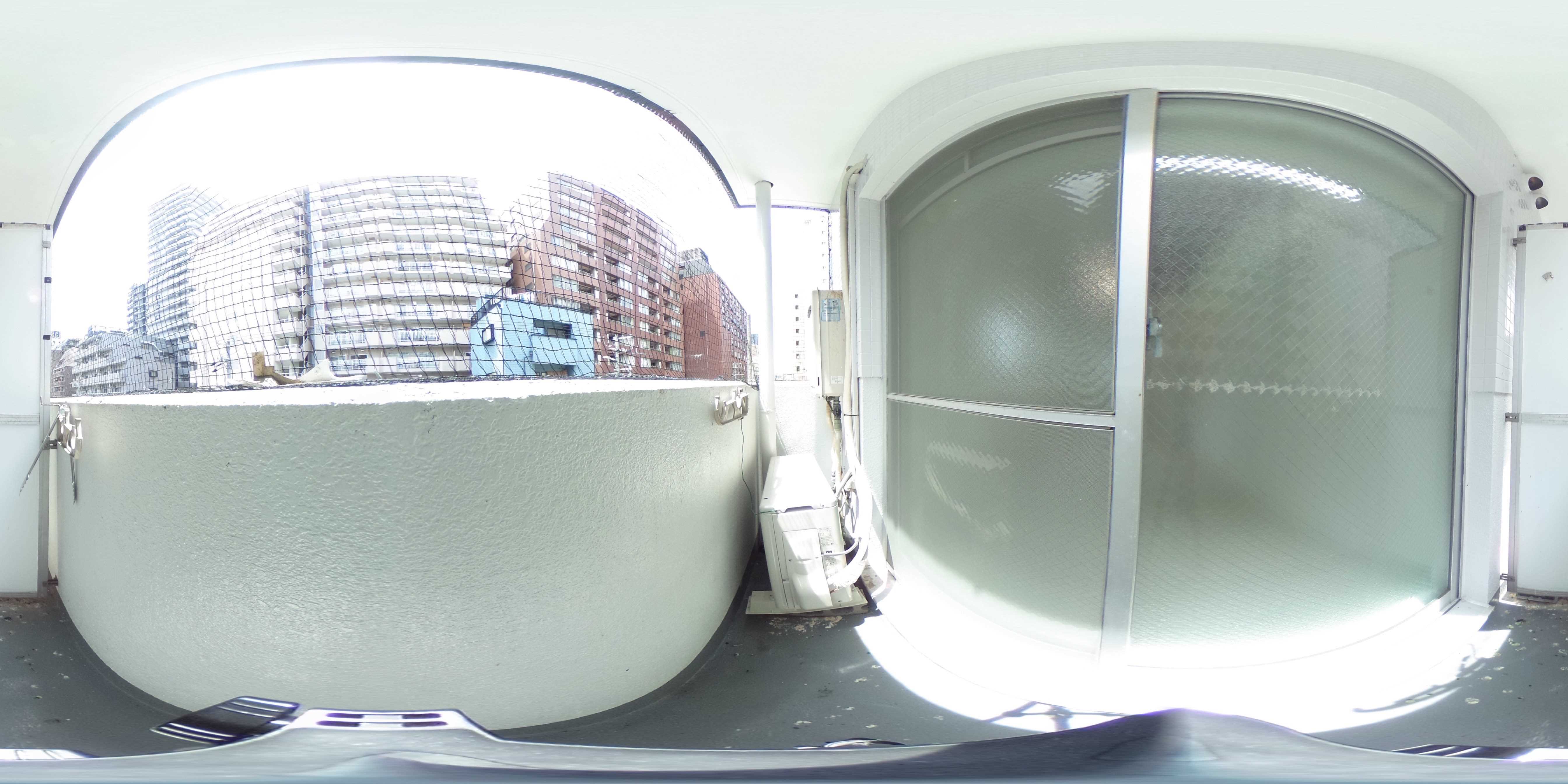 R-CUBE新大阪 ベランダ