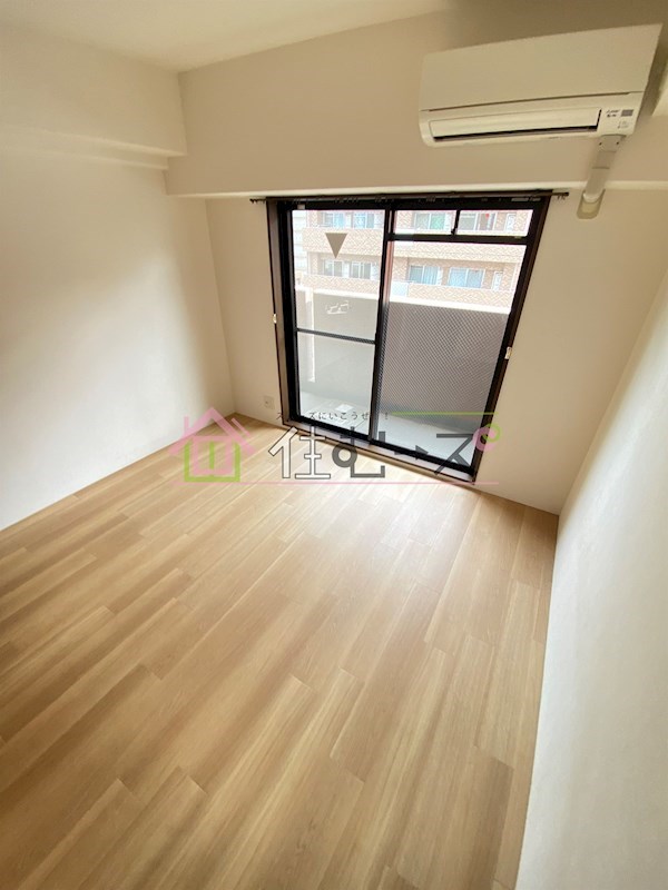 リーガル新大阪Ⅴ ベッドルーム