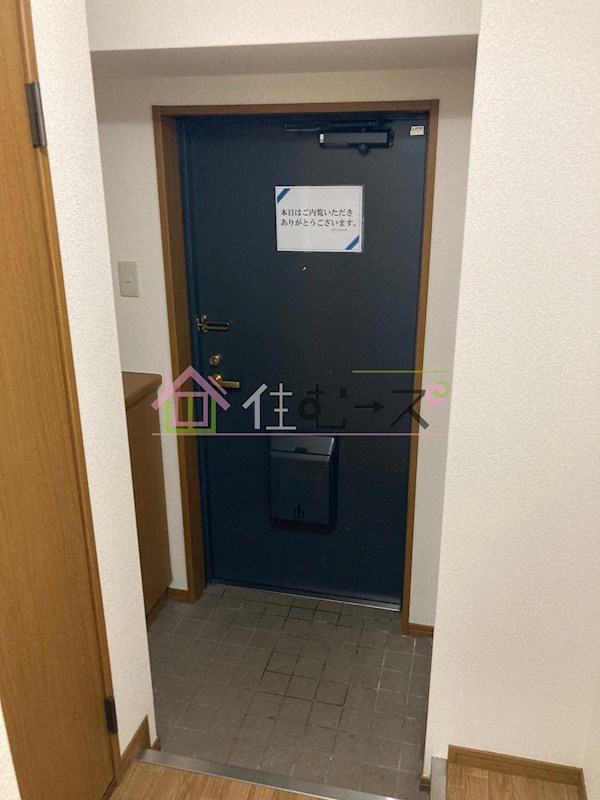 ノルデンハイム東三国 玄関