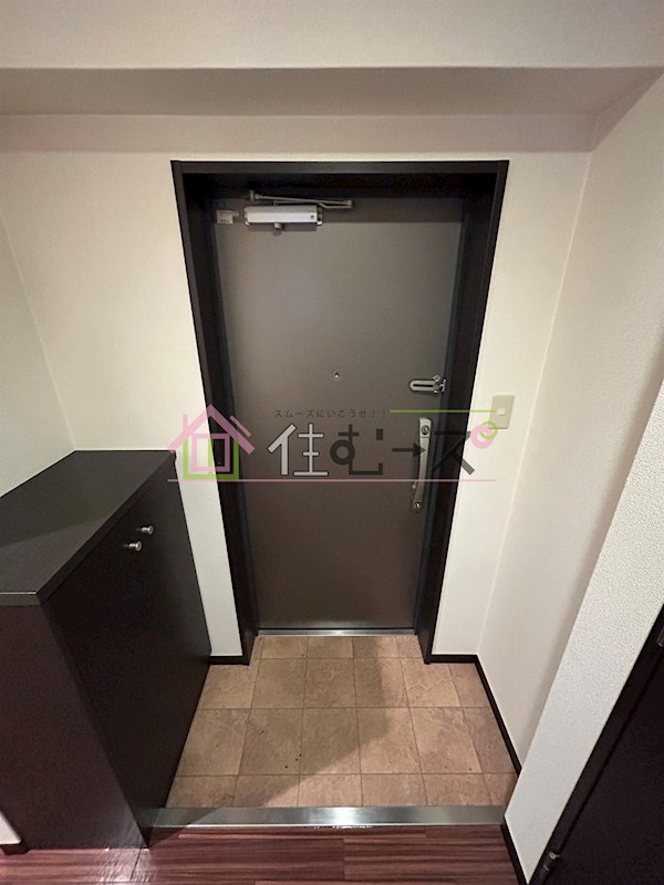 インペリアル靭本町 玄関