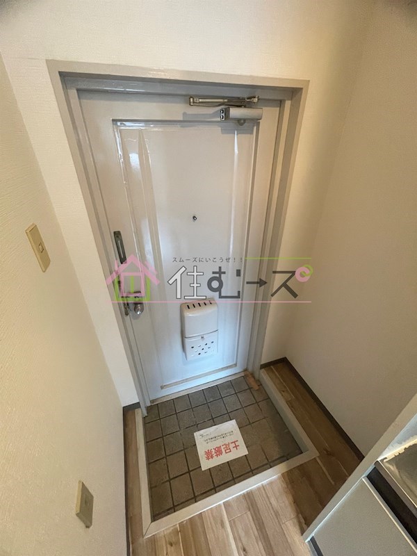 ポアール御崎 玄関