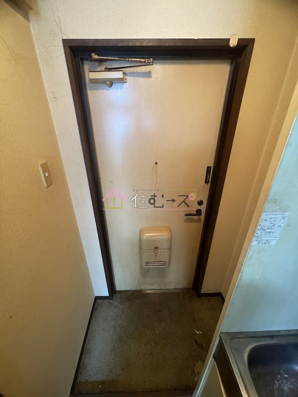 清水728ハイツ 玄関