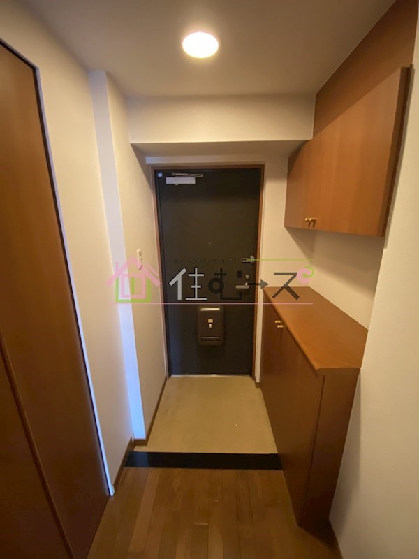 エイペックス心斎橋東 玄関