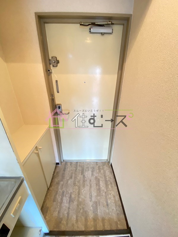 大国町池田マンション 玄関