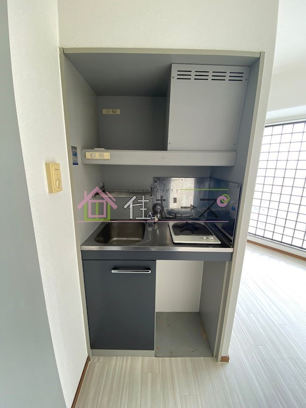 朝日プラザ梅田北デラ・リブジェ キッチン