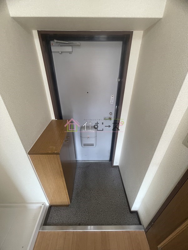 エスポワール東進 玄関