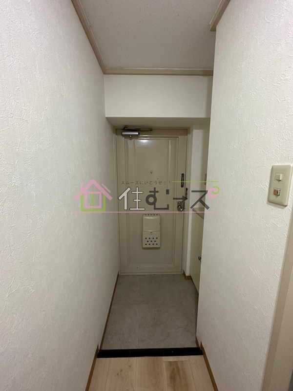 大手前ハイツ 玄関